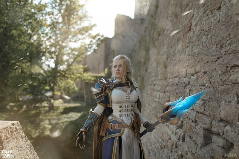 Illustration for article titled The Queen Of WarCraft Cosplay